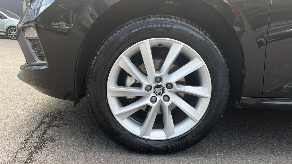 Skoda Kamiq Se L Edition Grey #25