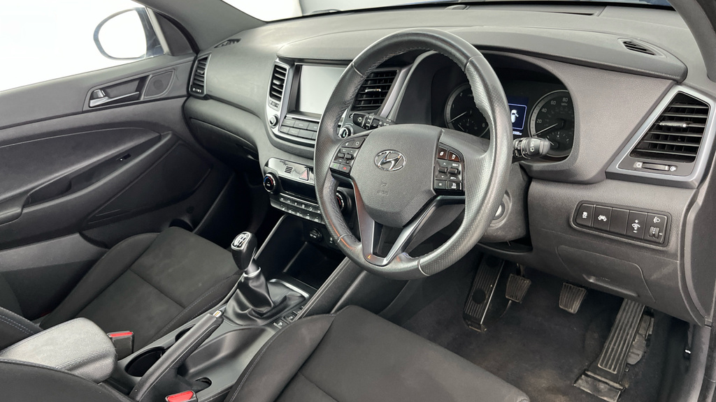 Hyundai Tucson Gdi Se Nav Suv Blue #9