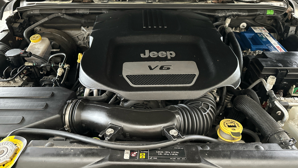 Jeep Wrangler 4X4 2.8 Crd 75Th Anniversary 4Wd Euro 6 White #19