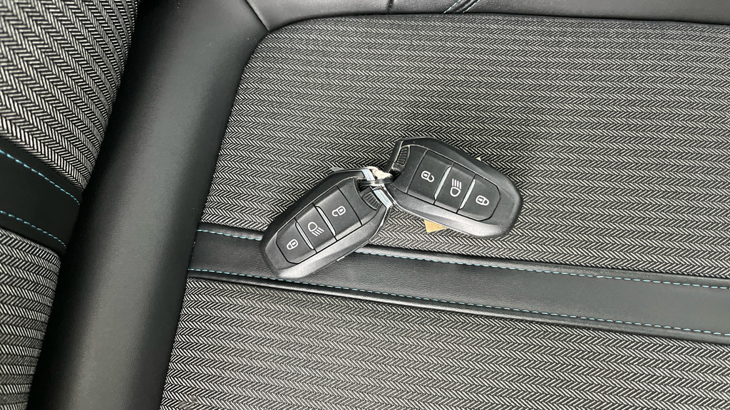 Peugeot 5008 Allure Grey #26