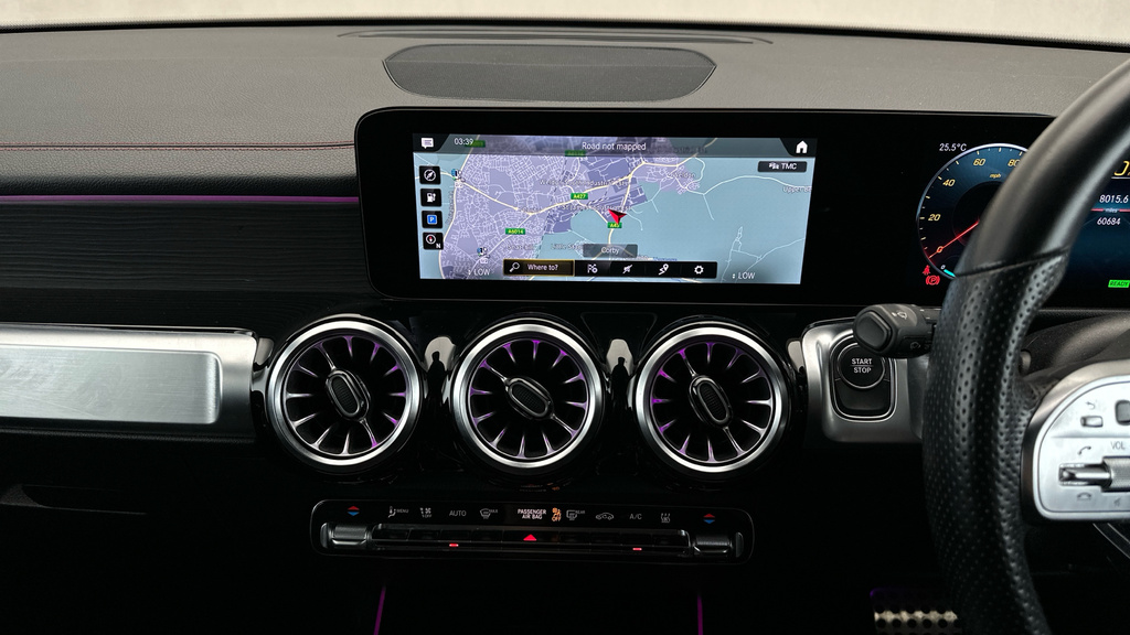 Mercedes-Benz EQB Eqb 300 Amg Line 4Matic Black #22