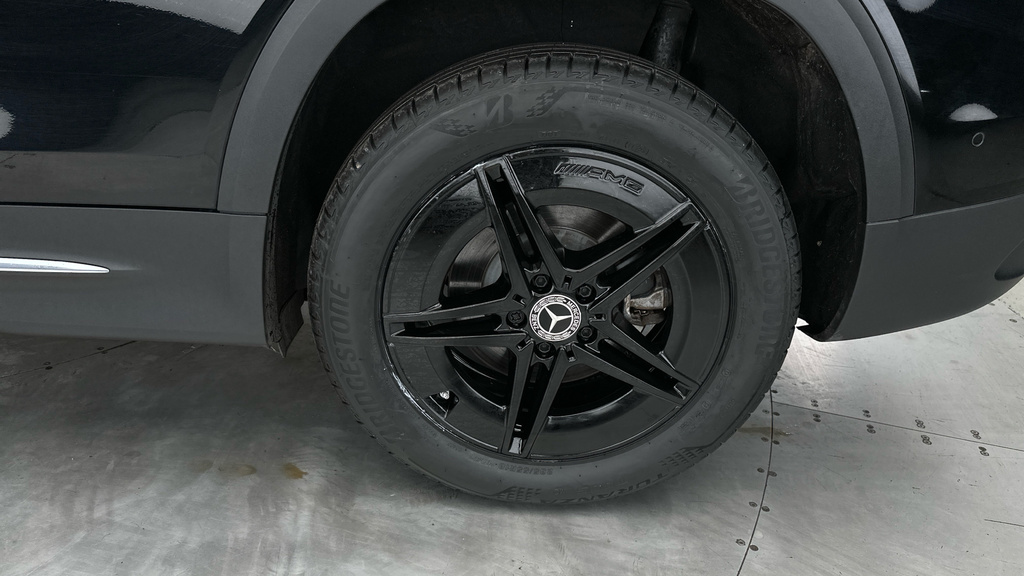 Mercedes-Benz EQB Eqb 300 Amg Line 4Matic Black #27