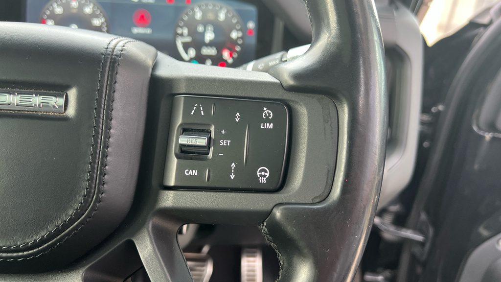Land Rover Defender 2022 5.0 V8 518 Bhp Grey #39