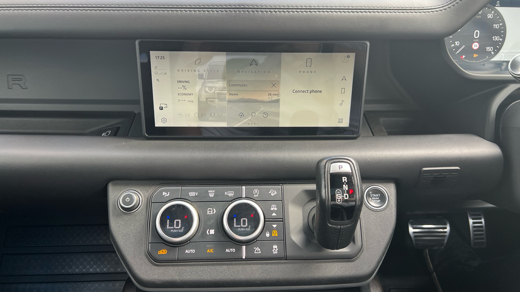 Land Rover Defender 2022 5.0 V8 518 Bhp Grey #11