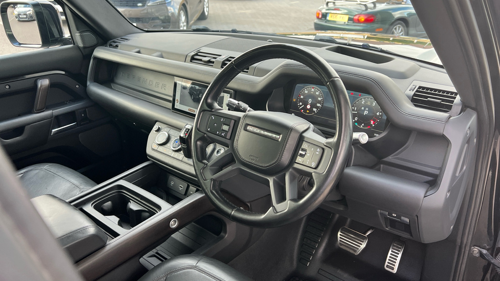 Land Rover Defender 2022 5.0 V8 518 Bhp Grey #9