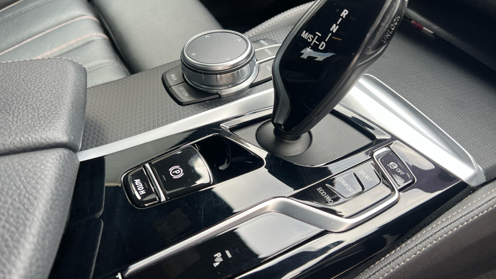 BMW 5 Series 530D Xdrive Mht M Sport Blue #25