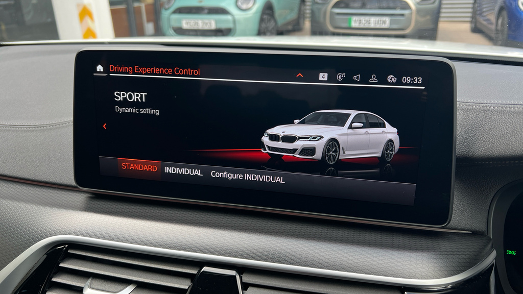 BMW 5 Series 530D Xdrive Mht M Sport Blue #43