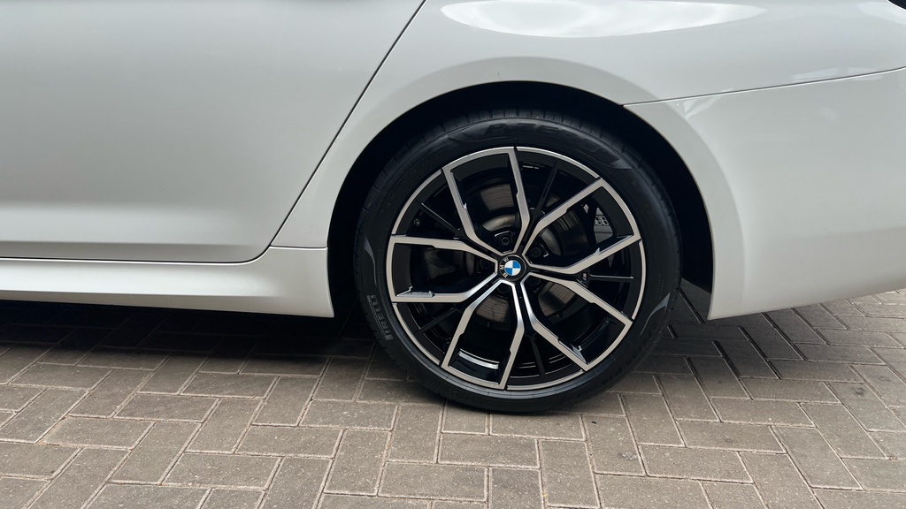 BMW 5 Series 530D Xdrive Mht M Sport Blue #29