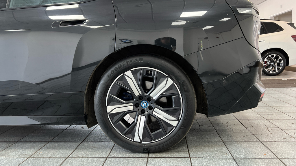 BMW iX 385Kw Xdrive50 M Sport 111.5Kwh Black #35