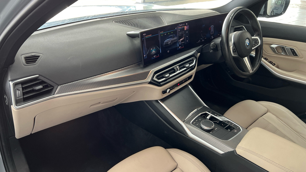 BMW 3 Series 330E M Sport Touring Blue #14