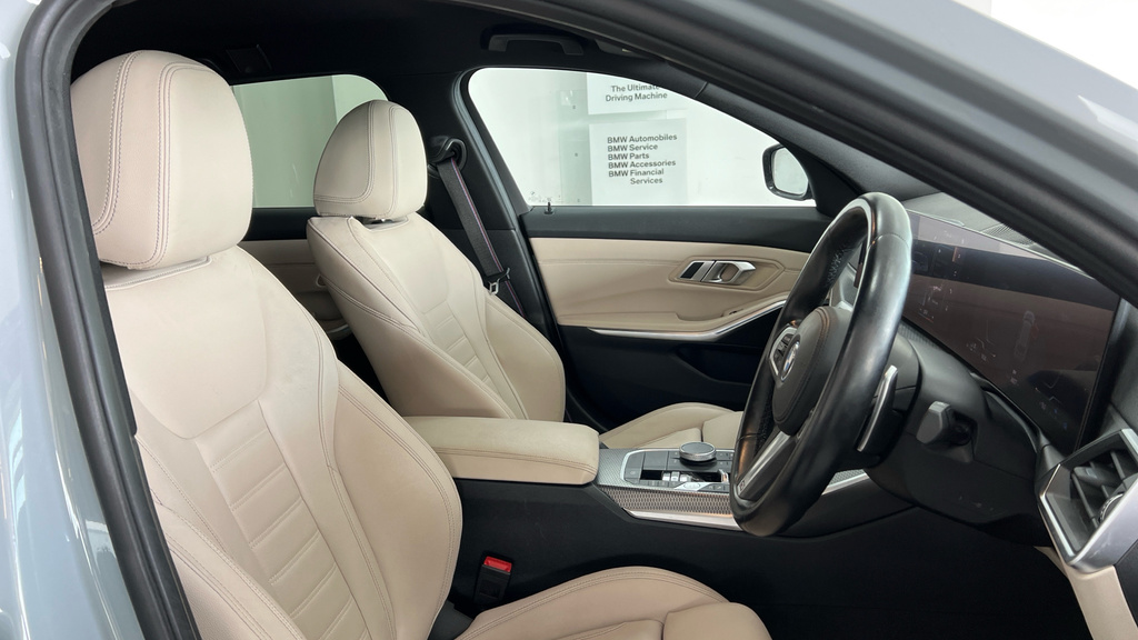 BMW 3 Series 330E M Sport Touring Blue #24