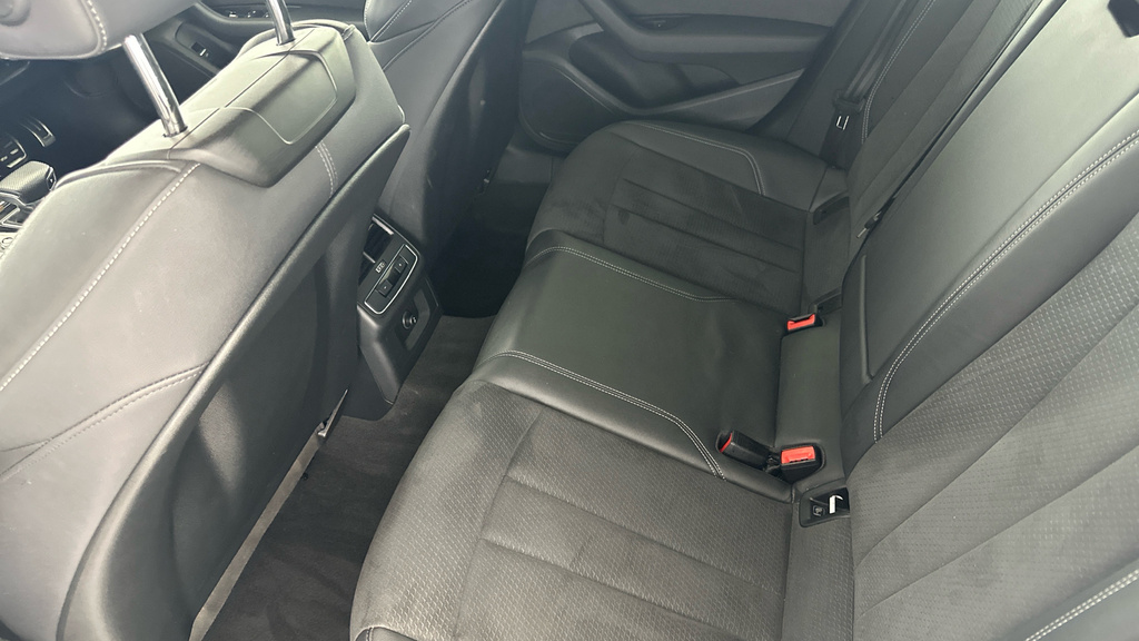 Audi A4 Avant Audi A4 Avant Black Edition 35 Tdi 163 Ps S Tronic Blue #25