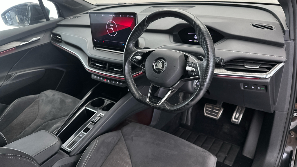 Skoda ENYAQ Iv 82 Kwh Single Speed Red #13
