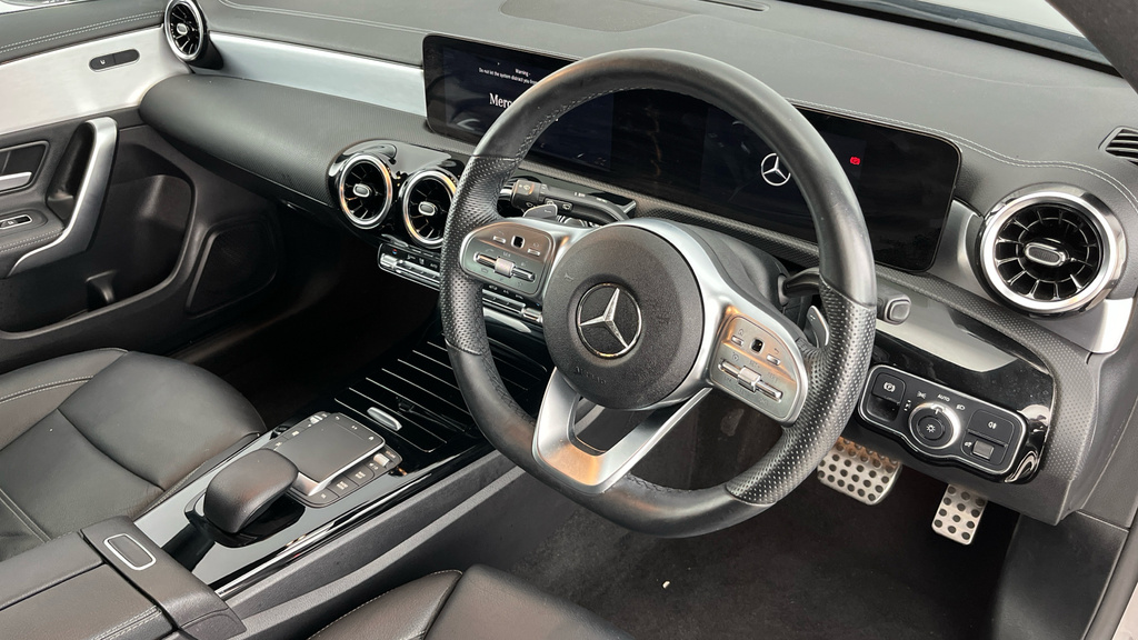 Mercedes-Benz CLA Class 1.3 Cla 200 Amg Line Premium 161 Bhp Blue #9