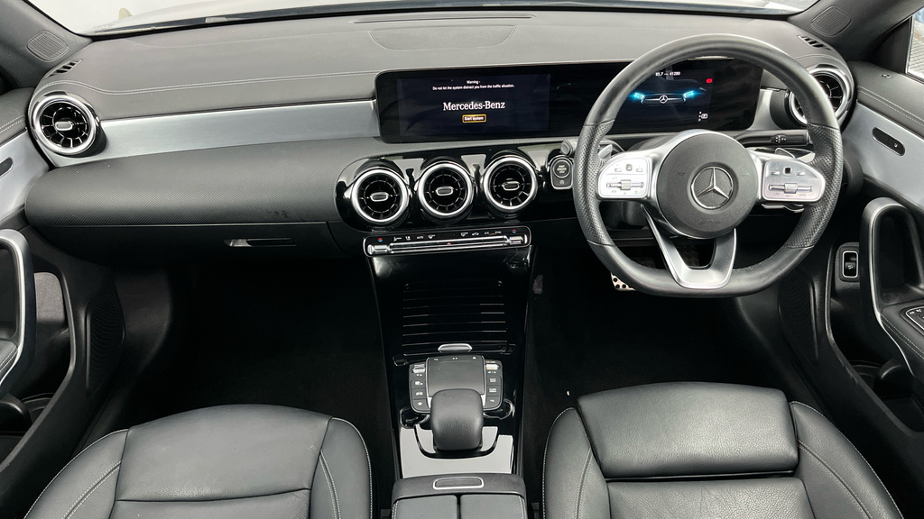 Mercedes-Benz CLA Class 1.3 Cla 200 Amg Line Premium 161 Bhp Blue #15