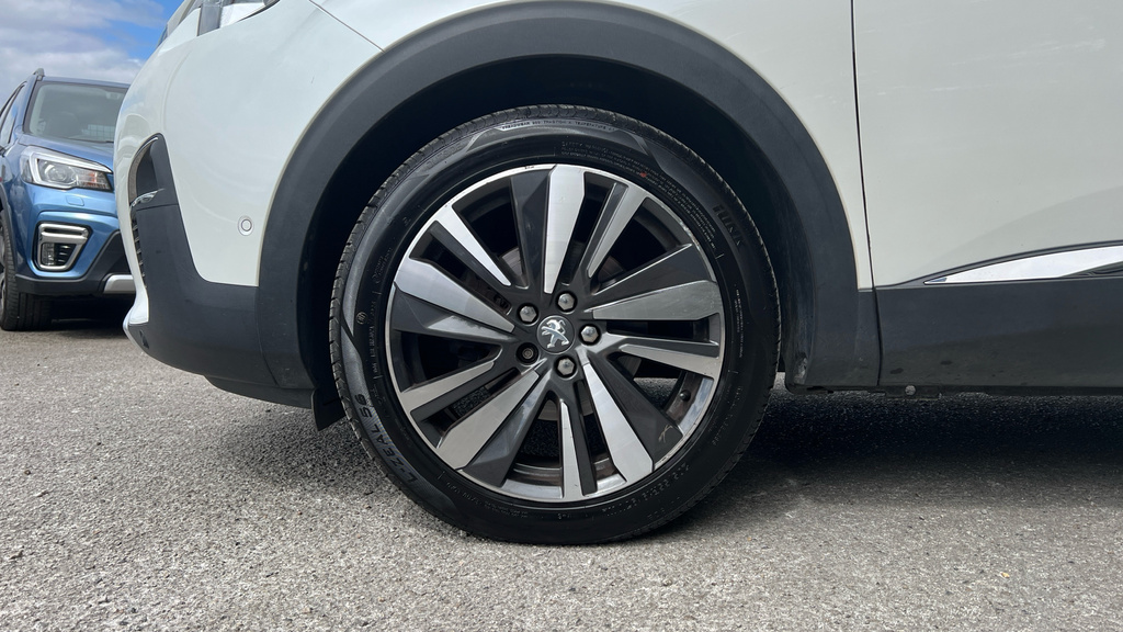 Peugeot 3008 Suv White #22