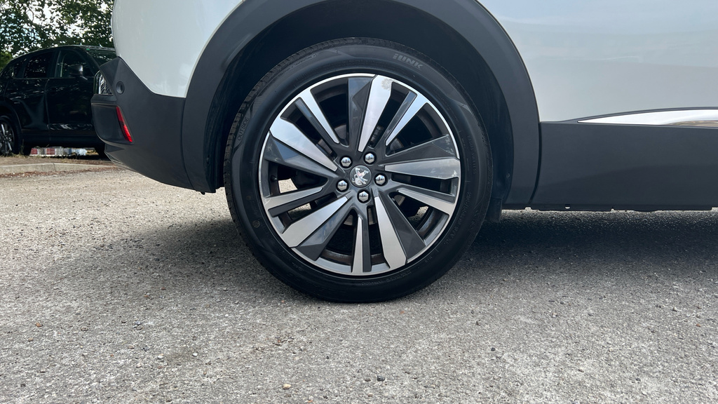 Peugeot 3008 Suv White #24