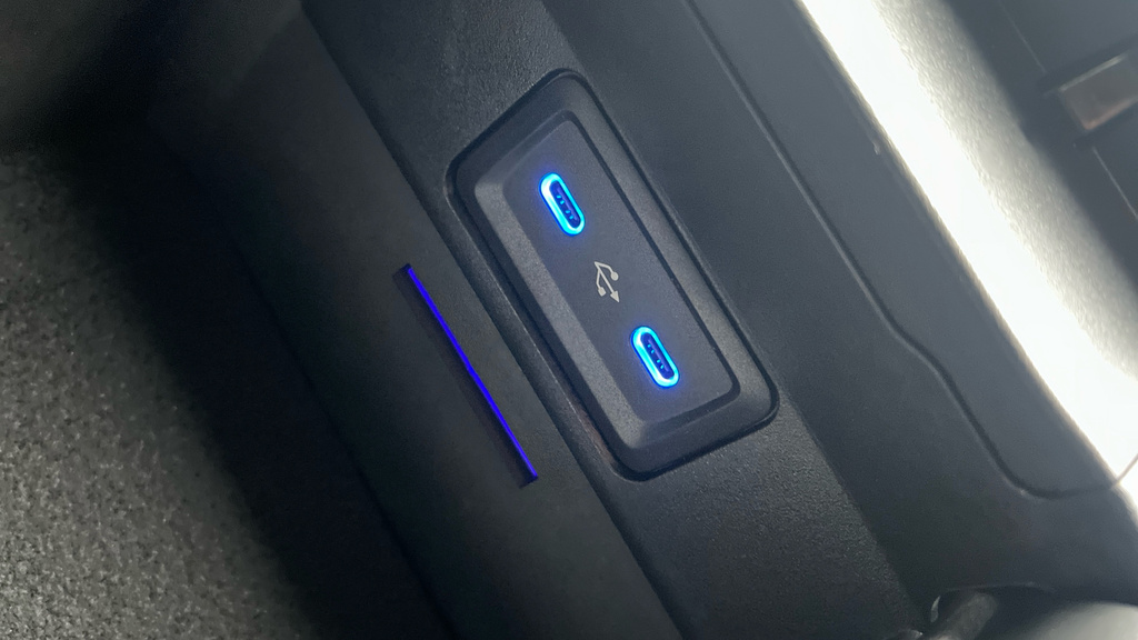 Mercedes-Benz C Class C200 Amg Line 9G-tronic 2025 Black #48
