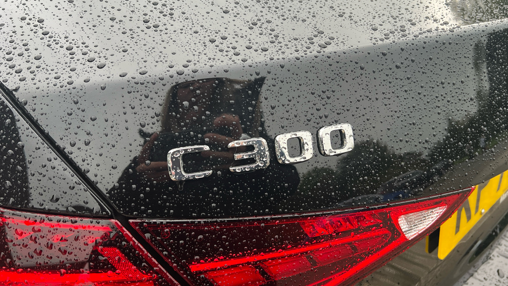Mercedes-Benz C Class C200 Amg Line 9G-tronic 2025 Black #35