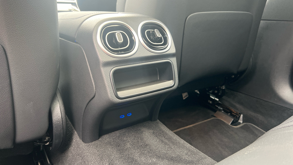 Mercedes-Benz C Class C300e Urban Edition 9G-tronic Black #30
