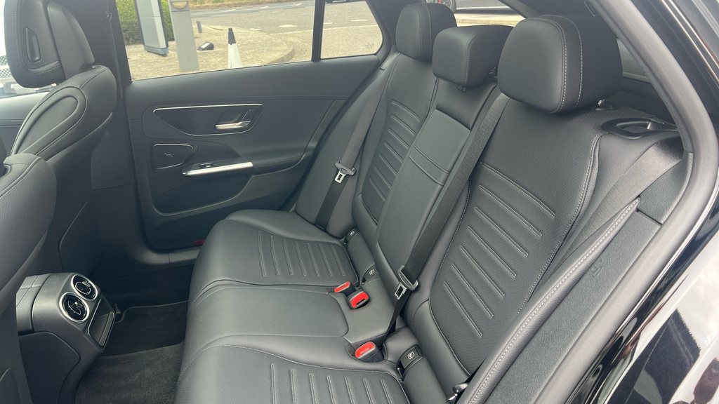 Mercedes-Benz C Class C300e Urban Edition 9G-tronic Black #14