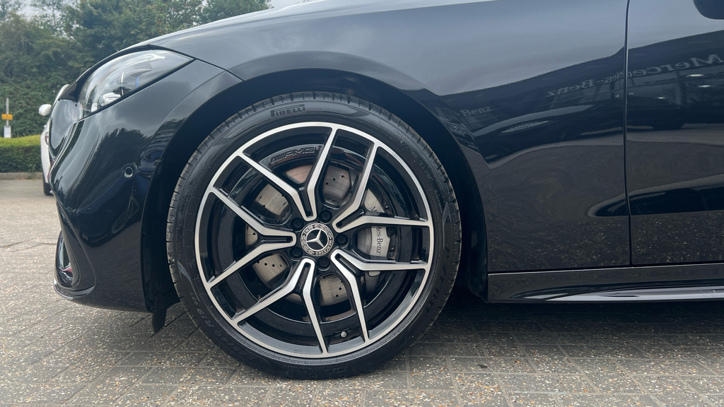 Mercedes-Benz C Class C300e Urban Edition 9G-tronic Black #17