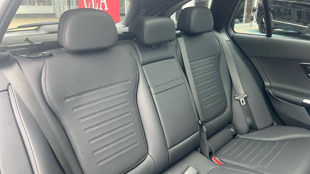 Mercedes-Benz C Class C300e Urban Edition 9G-tronic Black #22