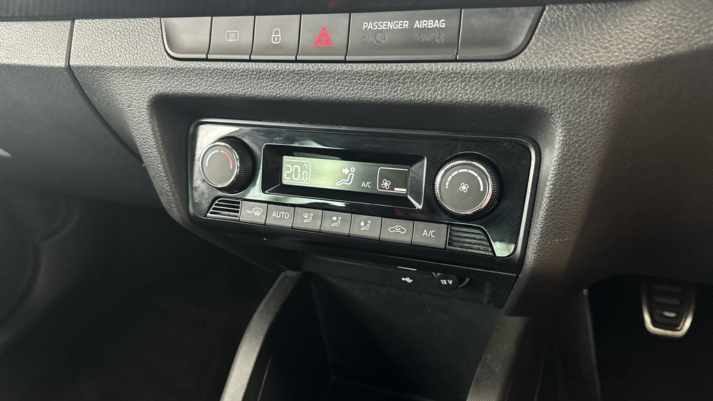 Skoda Fabia Monte Carlo Tsi Dsg White #12