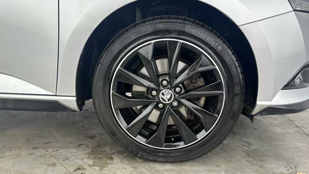 Skoda Fabia Monte Carlo Tsi Dsg White #27