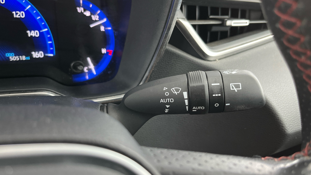 Toyota Corolla 1.8 Vvt-i Hybrid Icon Tech Cvt White #17