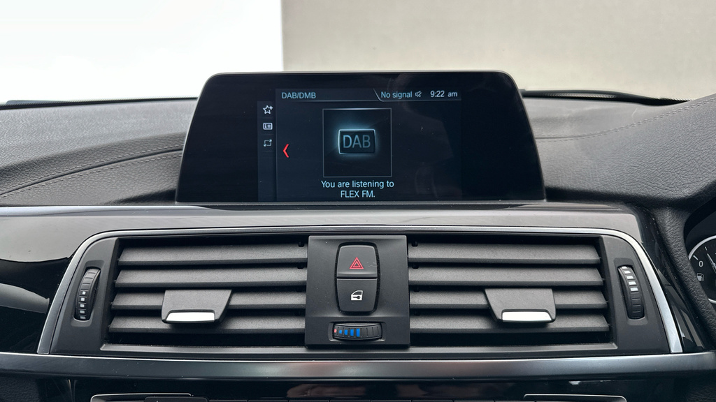 BMW 3 Series 2.0 330E 7.6Kwh M Sport Blue #16
