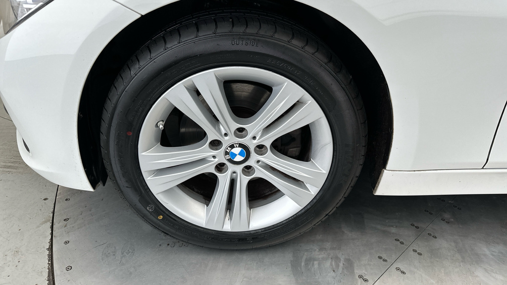 BMW 3 Series 2.0 330E 7.6Kwh M Sport Blue #21