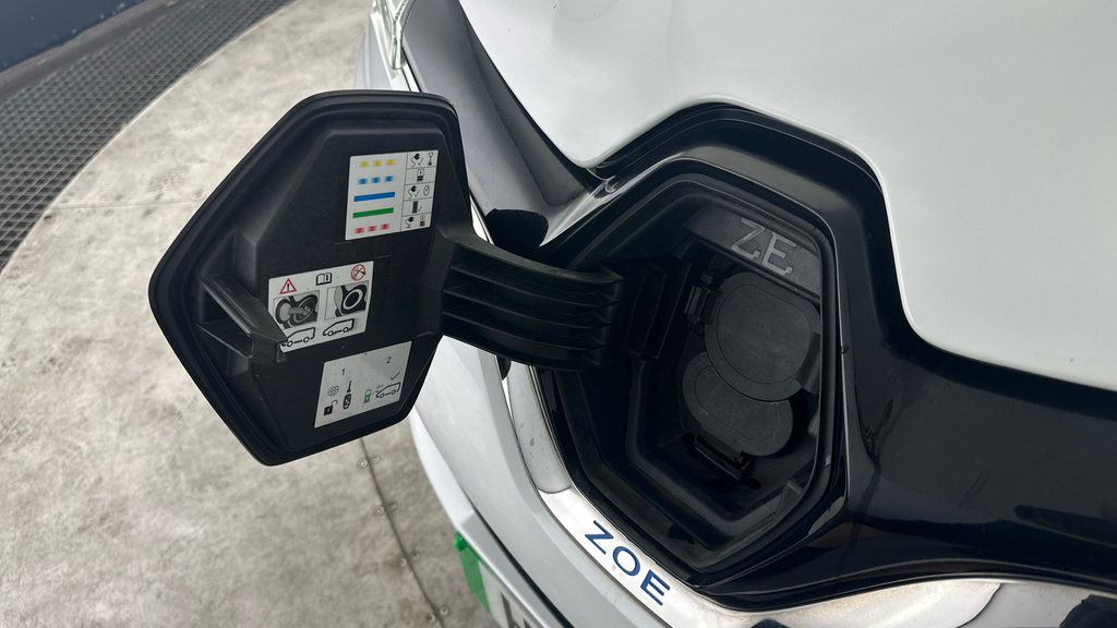 Renault Zoe R135 52Kwh Gt Line I, Rapid Charge Grey #27