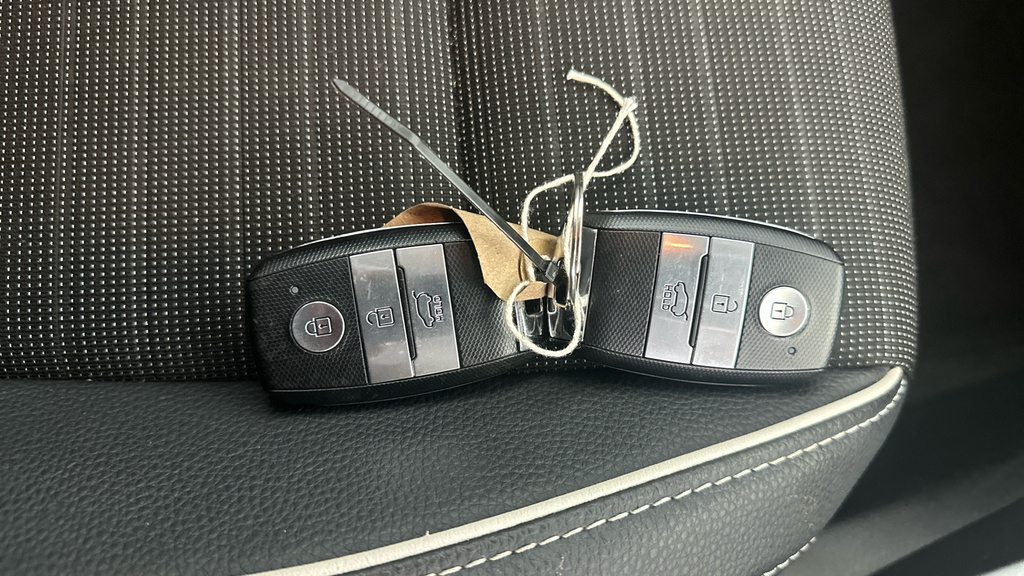 Kia Stonic 1.0 T Gdi 2 Suv  #32