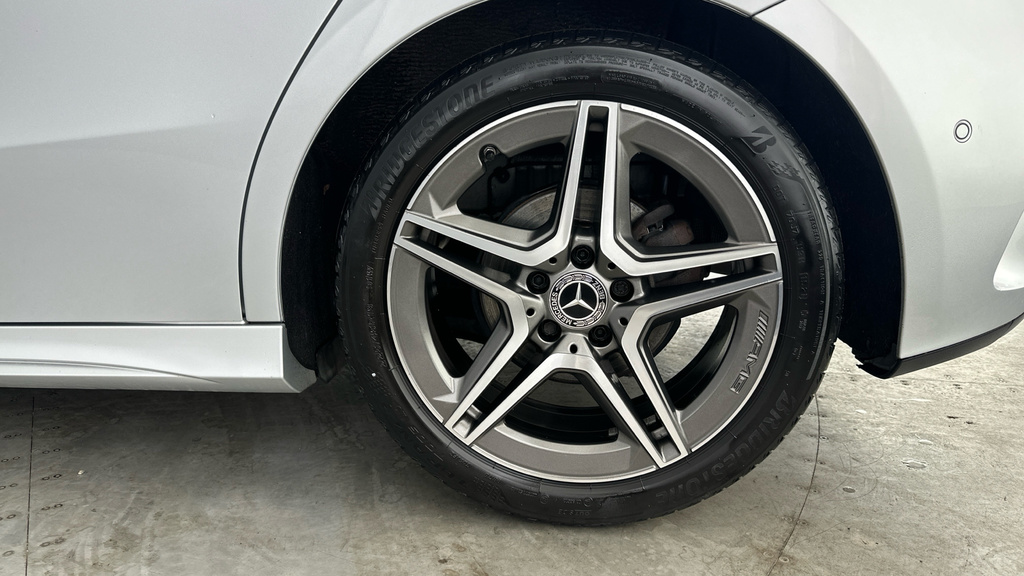 Mercedes-Benz A Class 1.5 A180d Amg Line Euro 6 Ss White #29