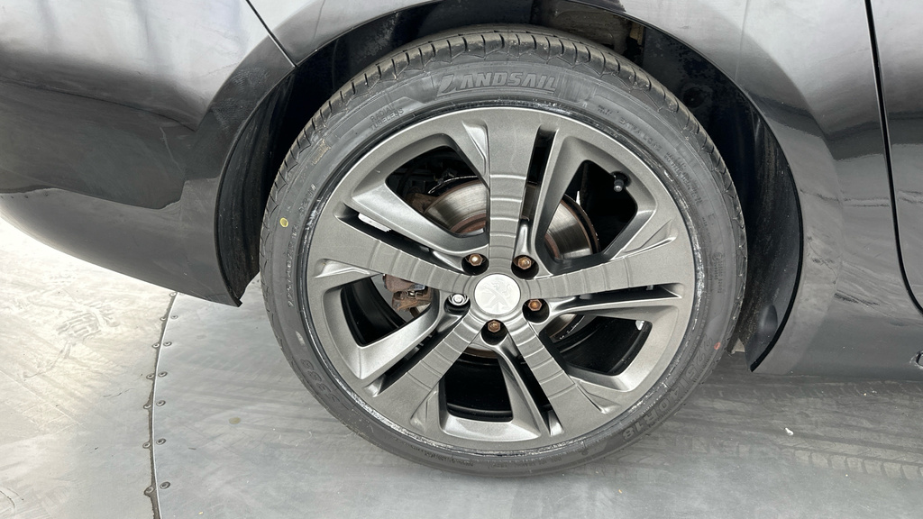 Peugeot 308 1.2 Puretech 130 Gt Line Grey #29