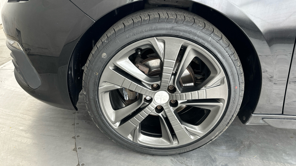 Peugeot 308 1.2 Puretech 130 Gt Line Grey #27