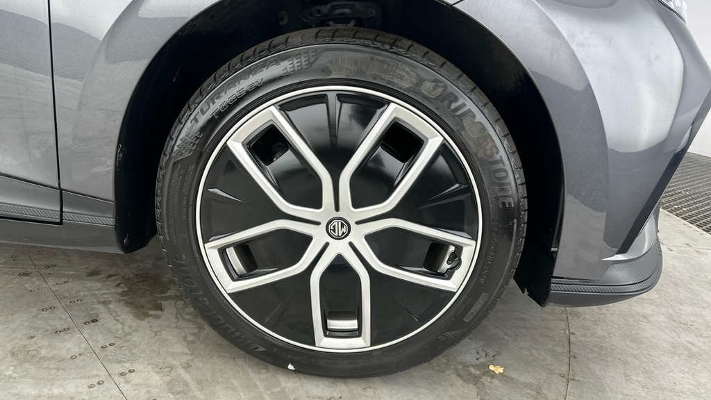 MG MG4 125Kw Se Ev 51Kwh Black #25