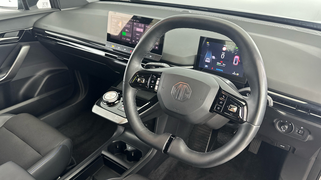 MG MG4 125Kw Se Ev 51Kwh Black #9