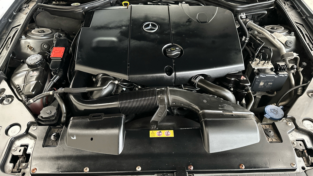 Mercedes-Benz SLC 2.1 Slc 250 D White #21