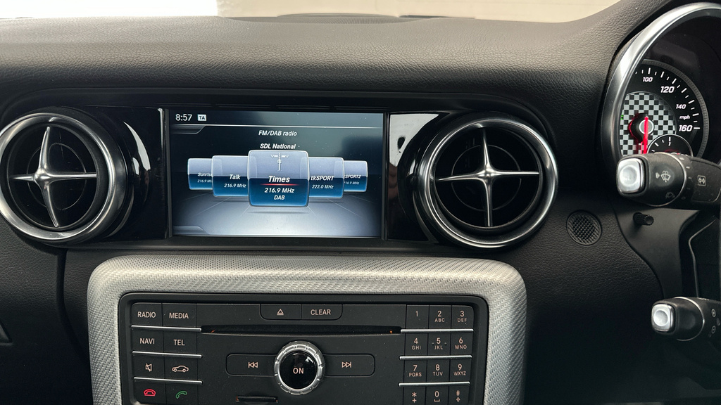Mercedes-Benz SLC 2.1 Slc 250 D White #14