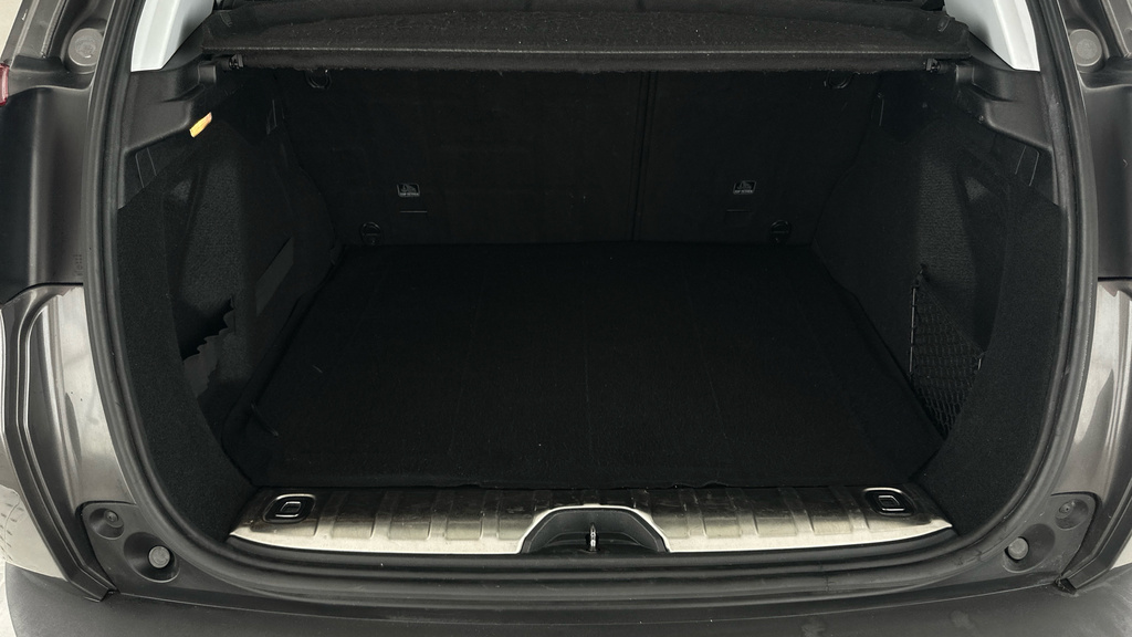 Peugeot 2008 2008 Allure 1.2 130 Black #24
