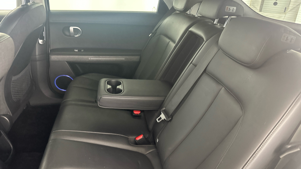 Hyundai Ioniq 5 Ultimate Blue #21