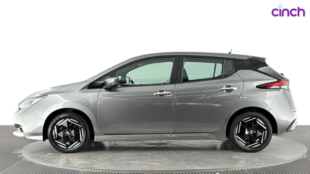 Nissan Leaf 110Kw Tekna 39Kwh Black #6
