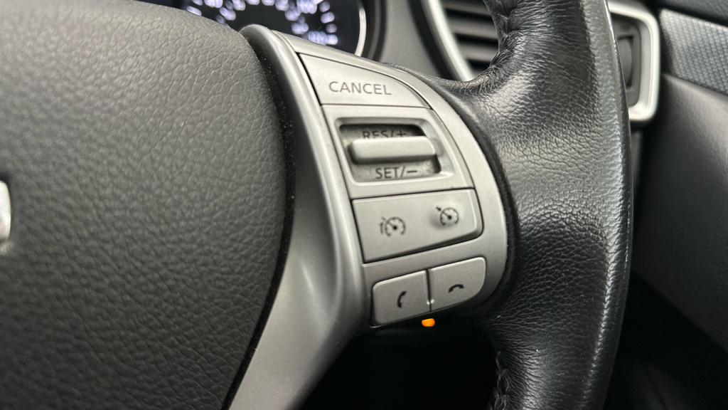 Nissan X-Trail 2.0 Dci Tekna 175 Bhp White #17