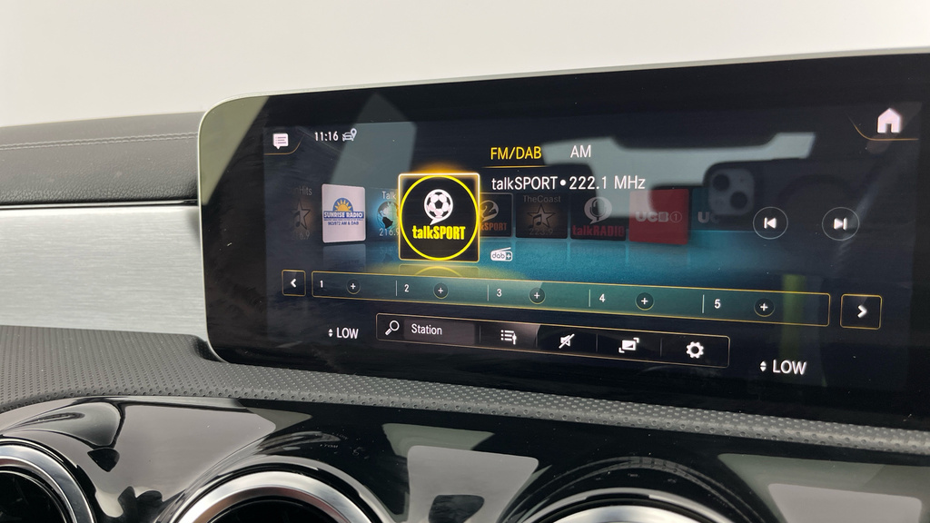 Mercedes-Benz CLA Class Saloon 1.3 Cla180 Amg Line Premium Plus 2 Coupe Black #13