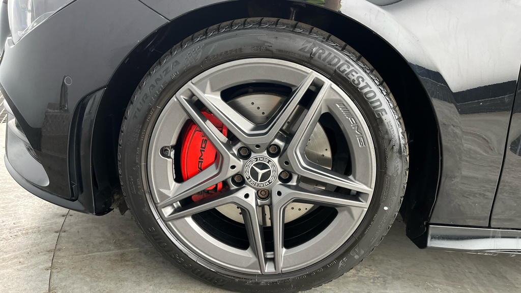 Mercedes-Benz CLA Class Saloon 1.3 Cla180 Amg Line Premium Plus 2 Coupe Black #23