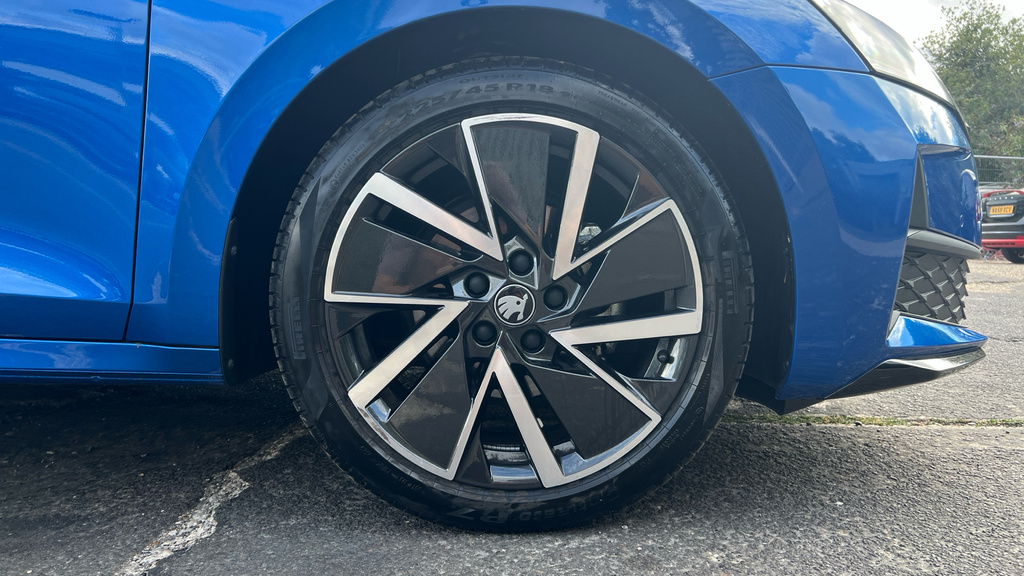 Skoda Octavia 2.0 Tdi 150 Sportline Dsg Silver #31