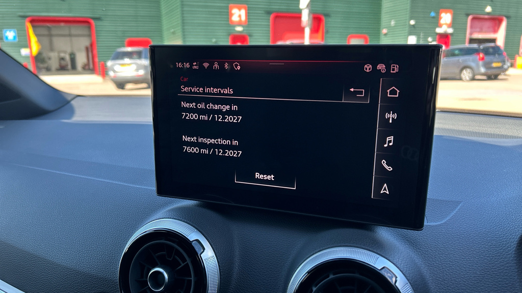 Audi Q2 35 Tfsi Sport S Tronic 2025 Black #24