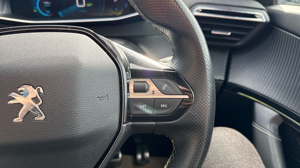 Peugeot e-2008 100Kw Allure 50Kwh  #38